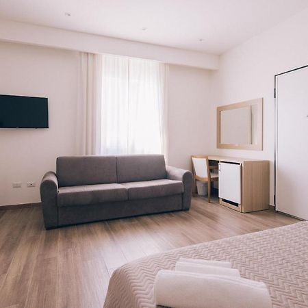 La Promenade Rooms & Suites أولبيا المظهر الخارجي الصورة