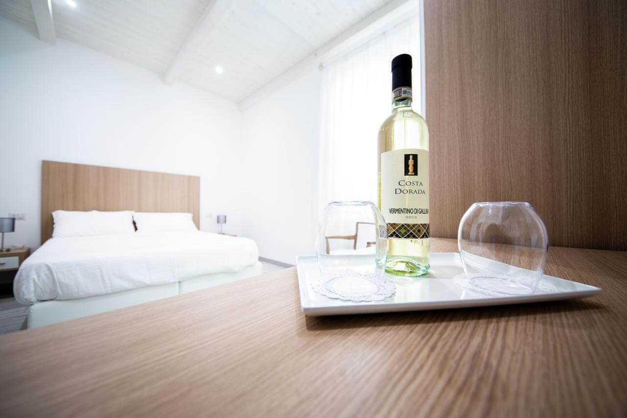La Promenade Rooms & Suites أولبيا المظهر الخارجي الصورة