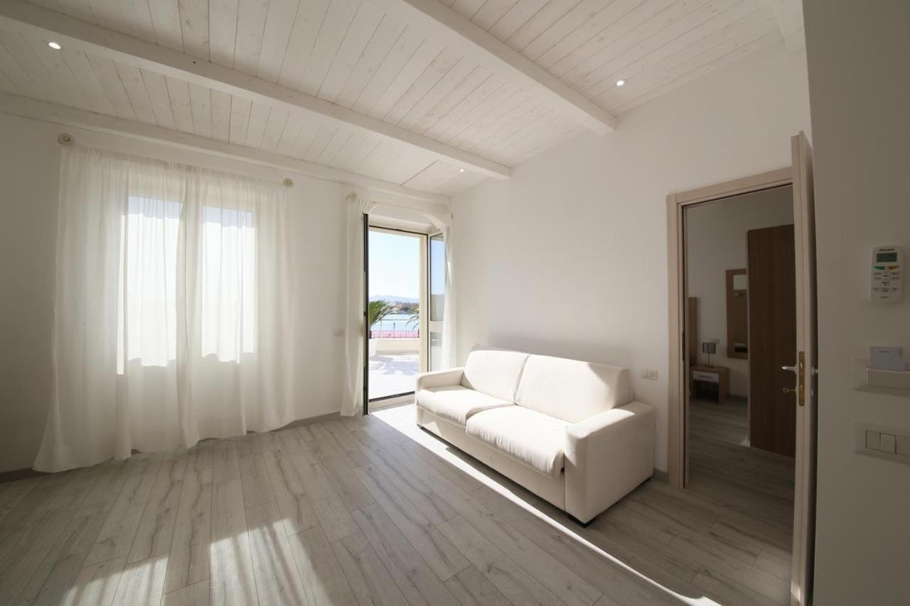La Promenade Rooms & Suites أولبيا المظهر الخارجي الصورة